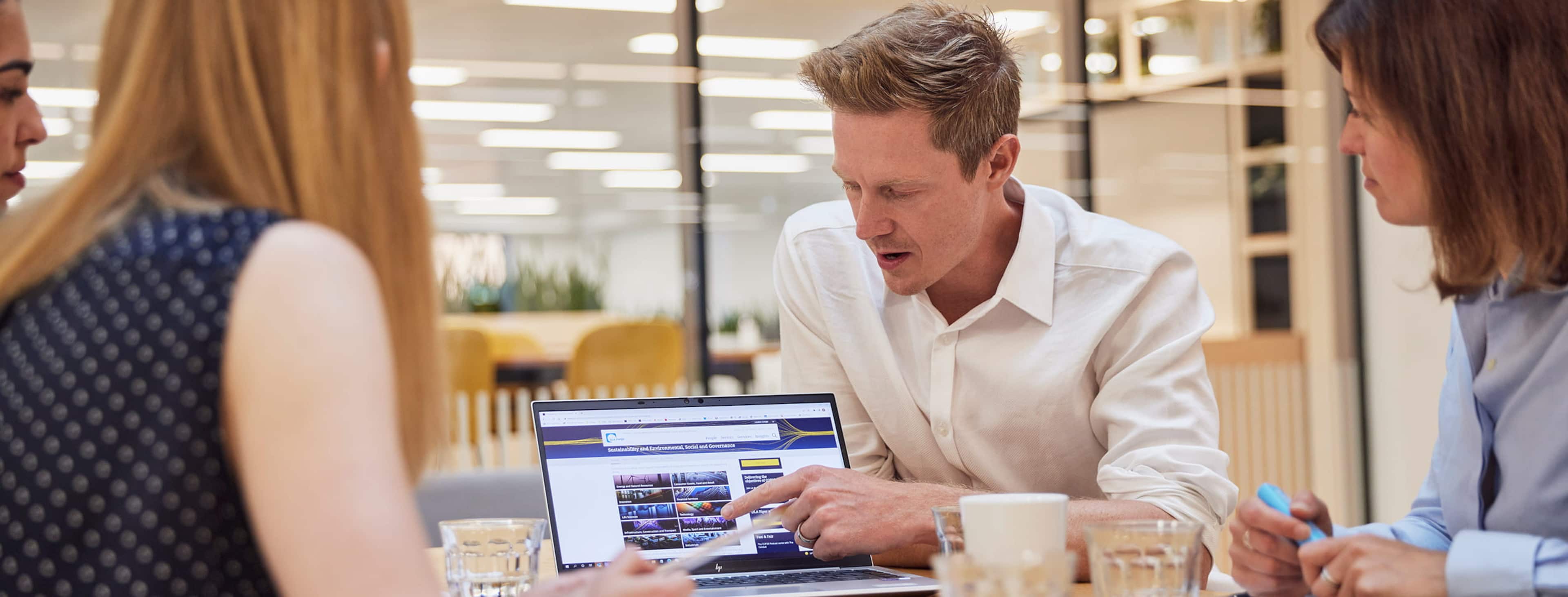 Meeting with laptop